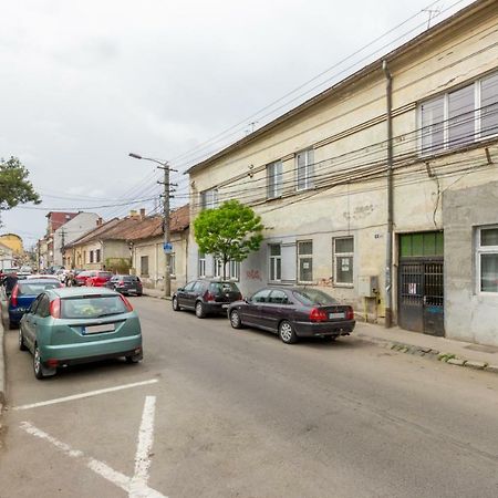 City Chic 3 Bedroom Apartment Cluj-Napoca Exterior photo